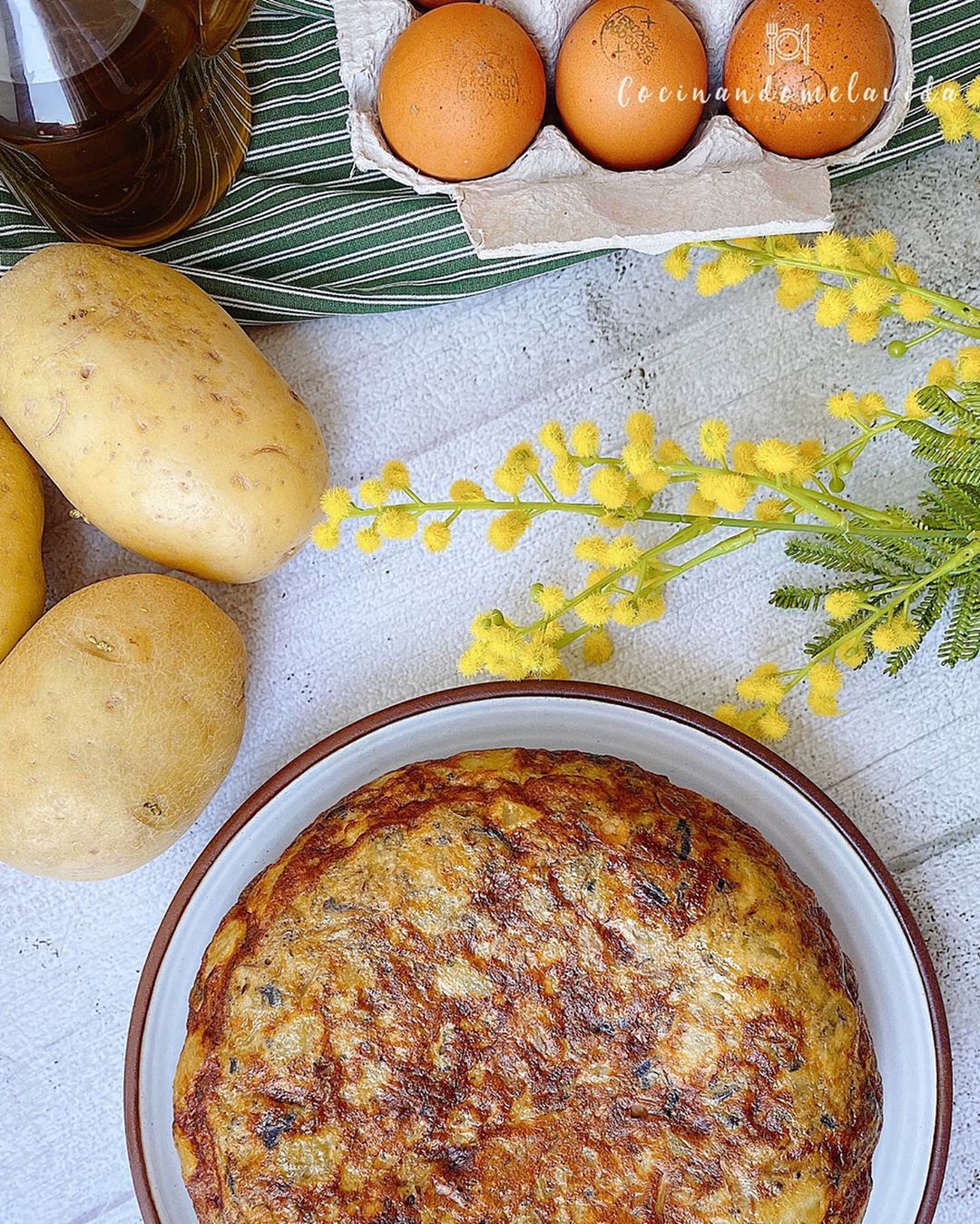 TORTILLA DE PATATAS Y CHAMPIÑONES
