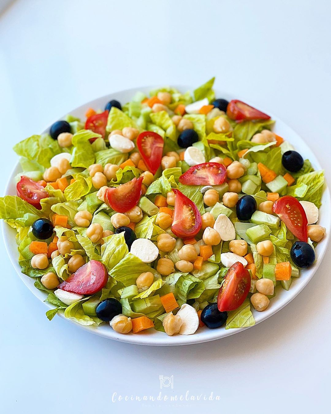 ENSALADA CON GARBANZOS ENSALADA CON GARBANZOS
