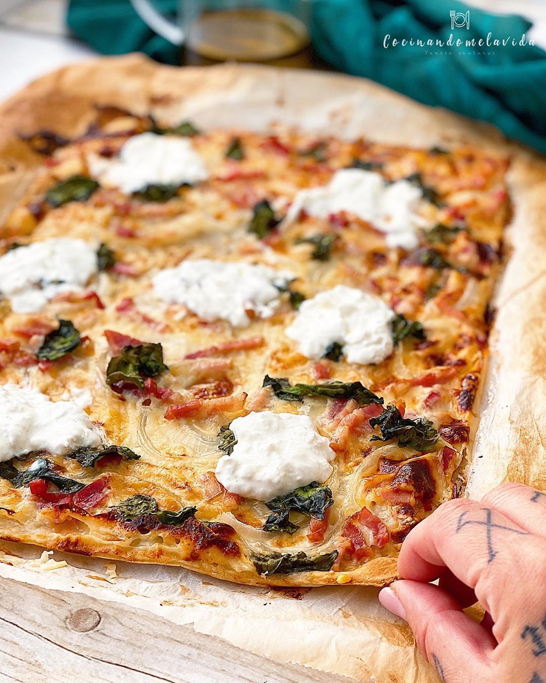 PIZZA CARBONARA MASA FINA Y CRUJIENTE