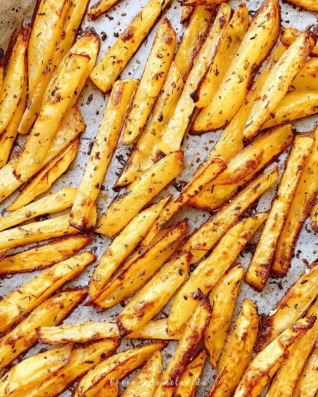 PATATAS ESPECIADAS AL HORNO