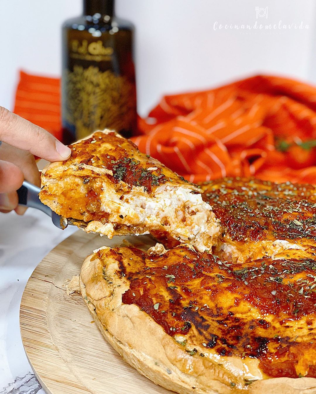PIZZA EMPANADA A LA BOLOÑESA