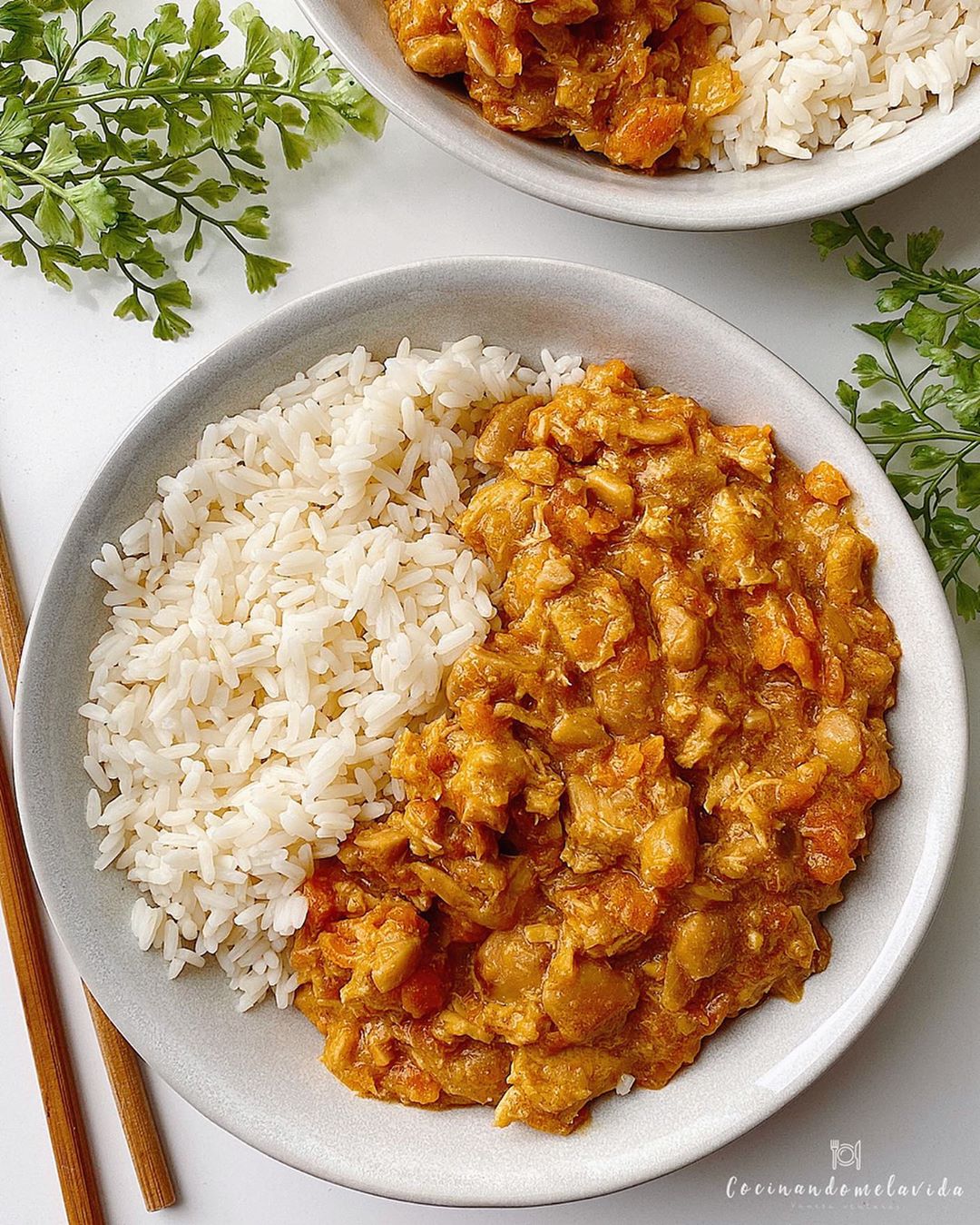 POLLO CON ALMENDRAS