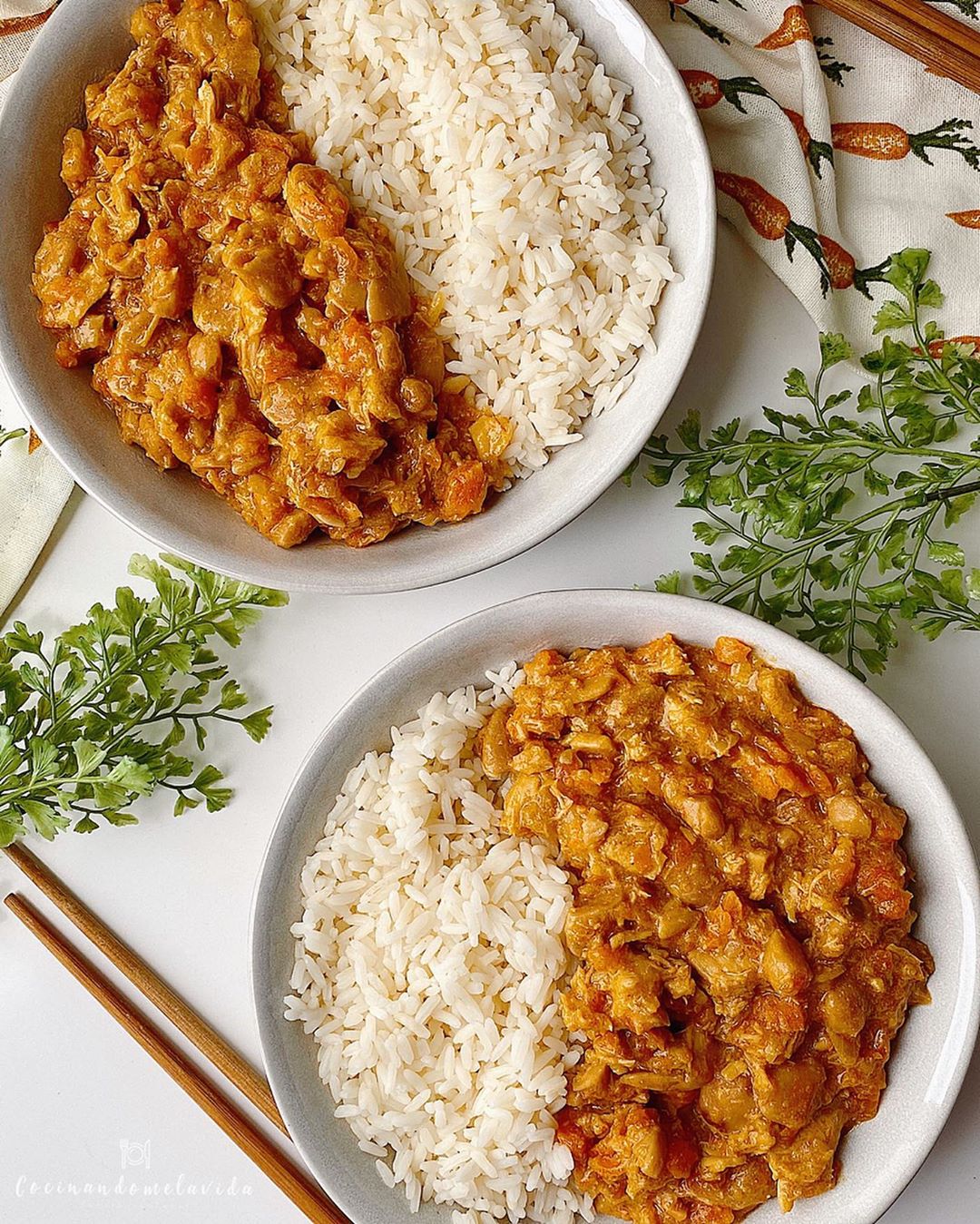 POLLO CON ALMENDRAS