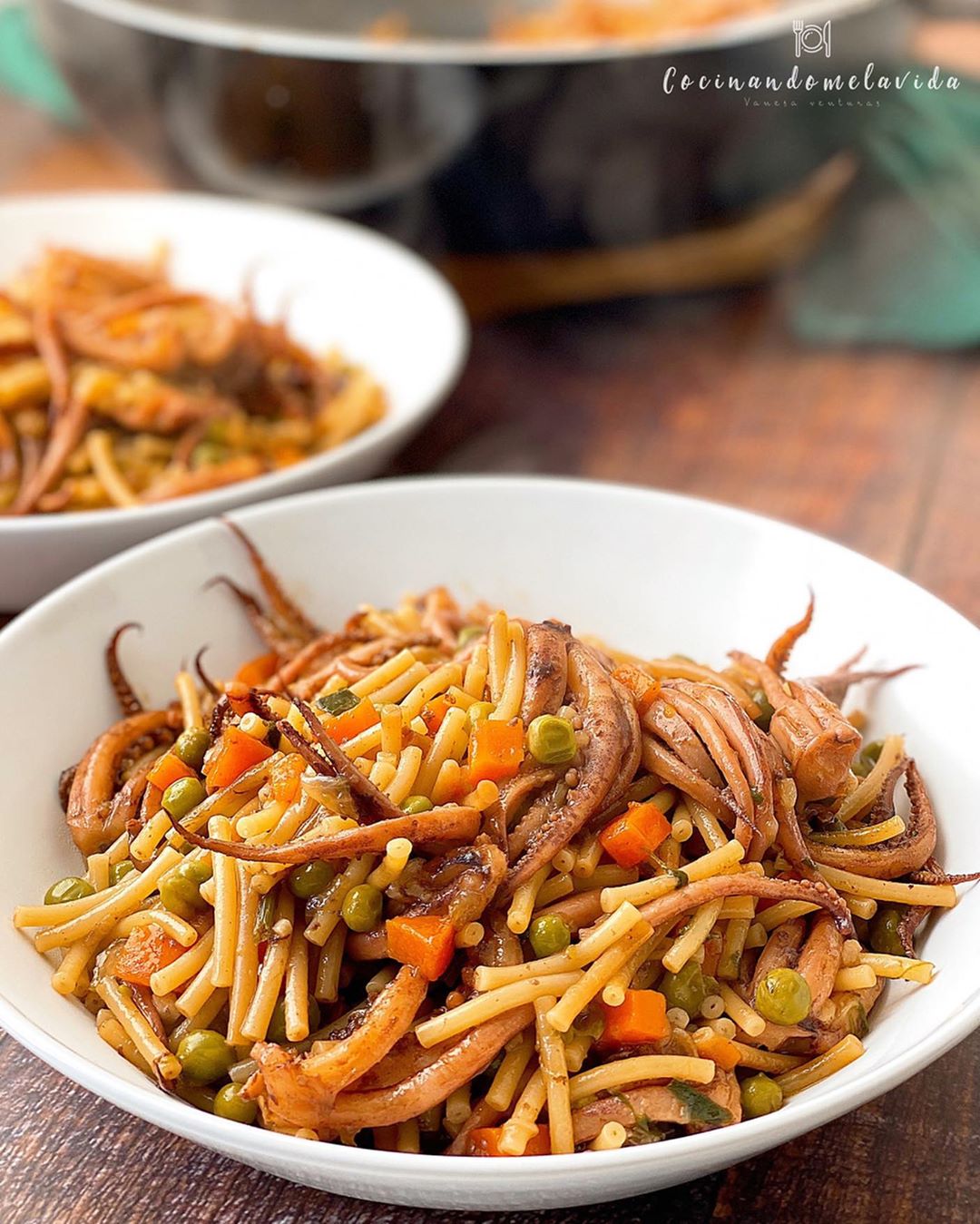 FIDEOS A LA CAZUELA CON REJOS