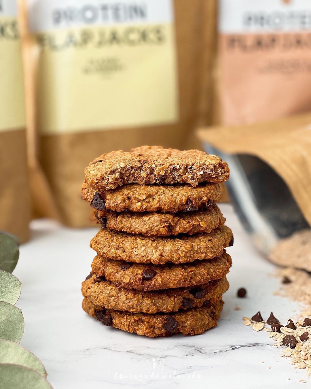 GALLETAS DE CEREALES CON CHISPAS DE CHOCOLATE