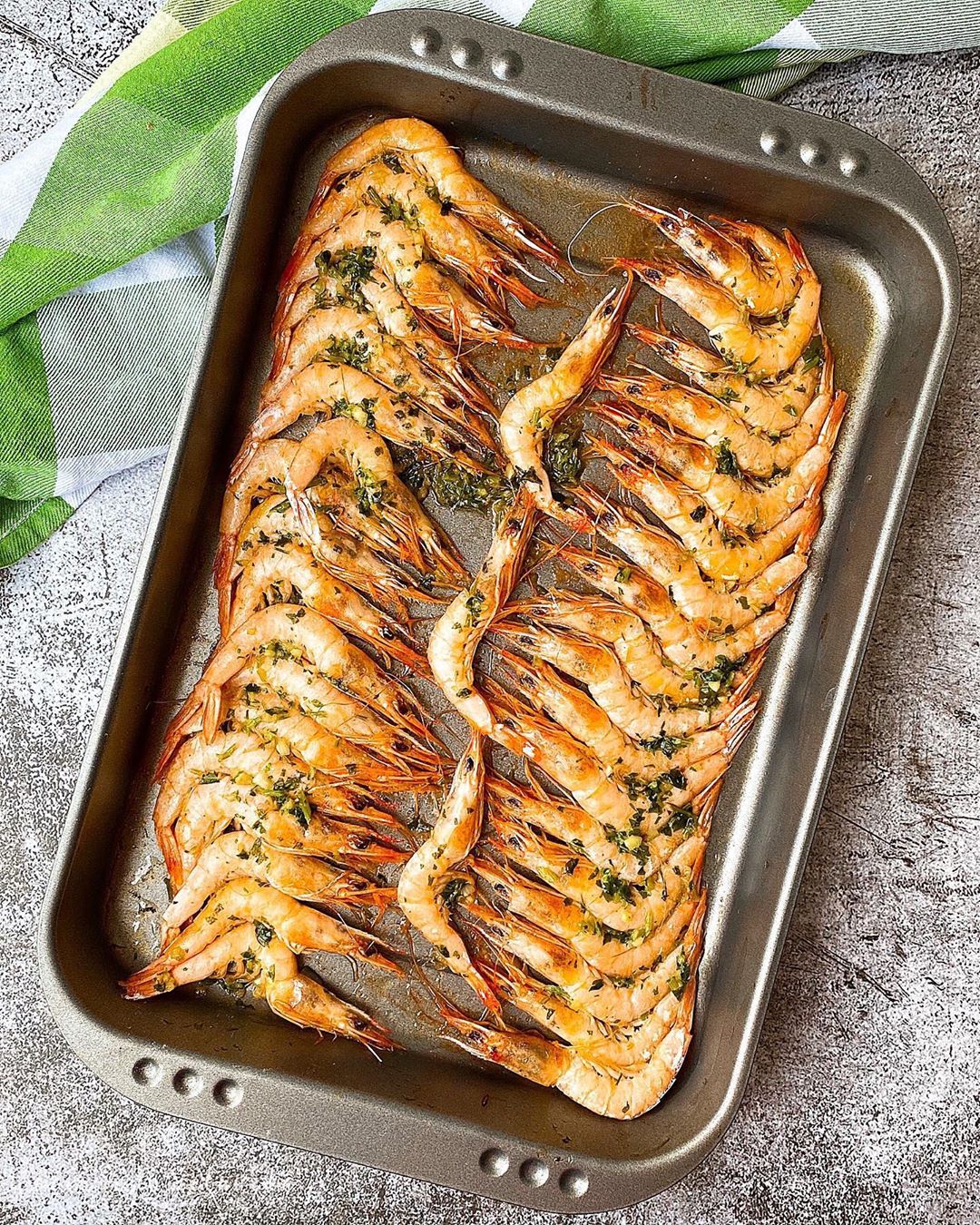 GAMBA BLANCA AL HORNO