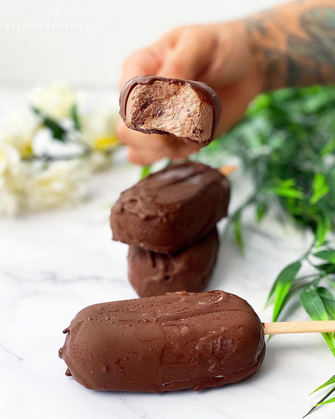 MAGNUM SALUDABLE DE CHOCOLATE Y AVELLANAS