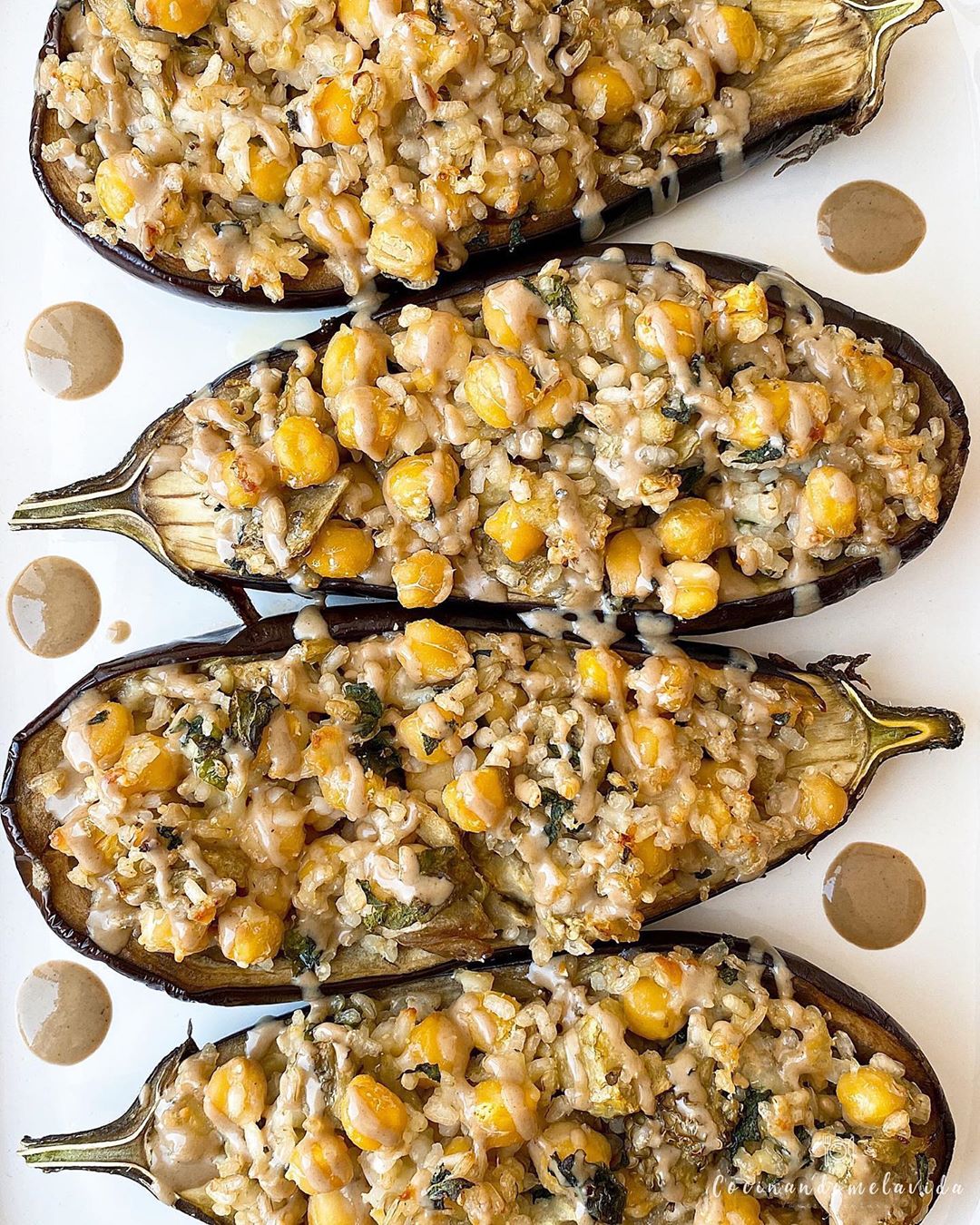 BERENJENAS RELLENAS DE ARROZ Y GARBANZOS BERENJENAS RELLENAS DE ARROZ Y GARBANZOS