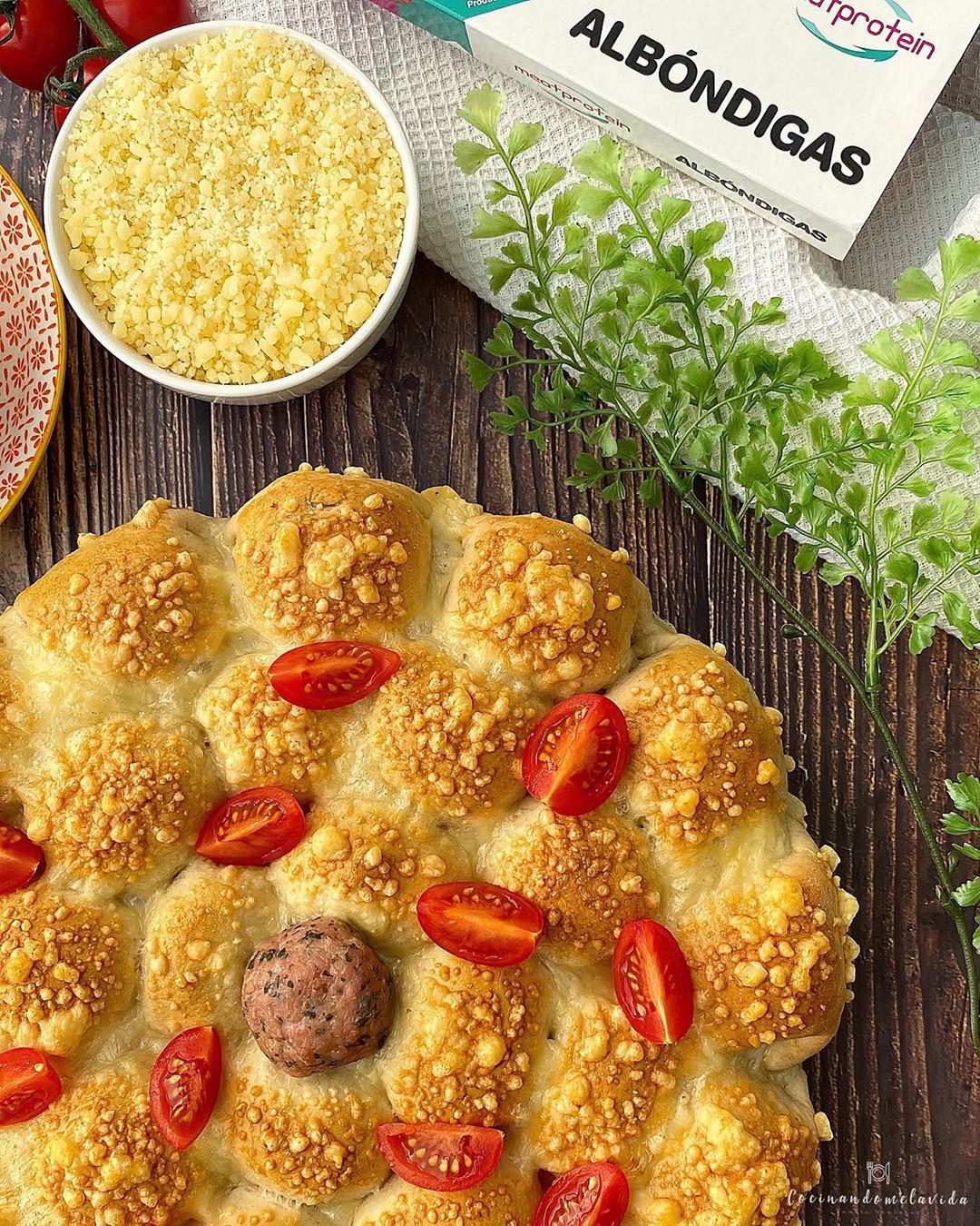 PIZZA DE ALBÓNDIGAS PIZZA DE ALBÓNDIGAS