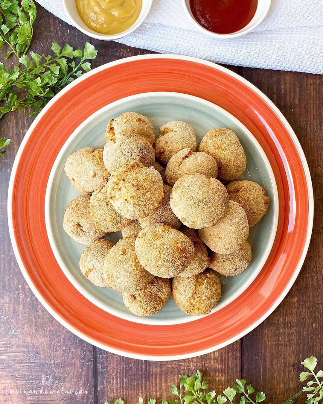BOLITAS DE PATATA Y QUESO BOLITAS DE PATATA Y QUESO