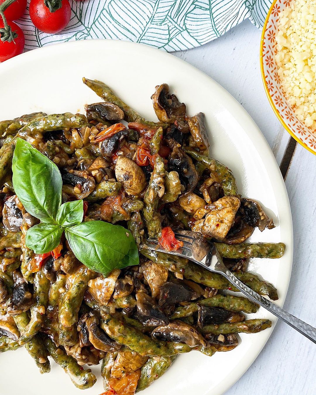 PASTA CASERA DE ESPELTA Y ESPINACAS CON VERDURAS PASTA CASERA DE ESPELTA Y ESPINACAS CON VERDURAS