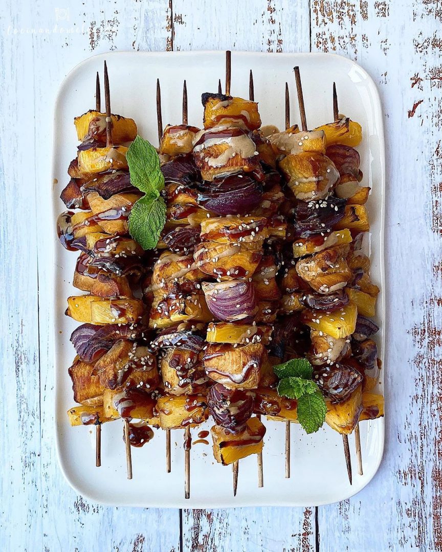 BROCHETAS DE POLLO Y PIÑA