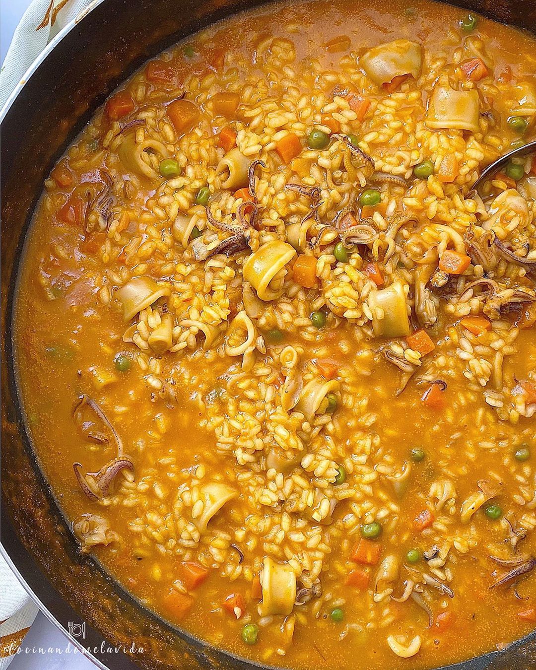 ARROZ MELOSO CON CALAMARES