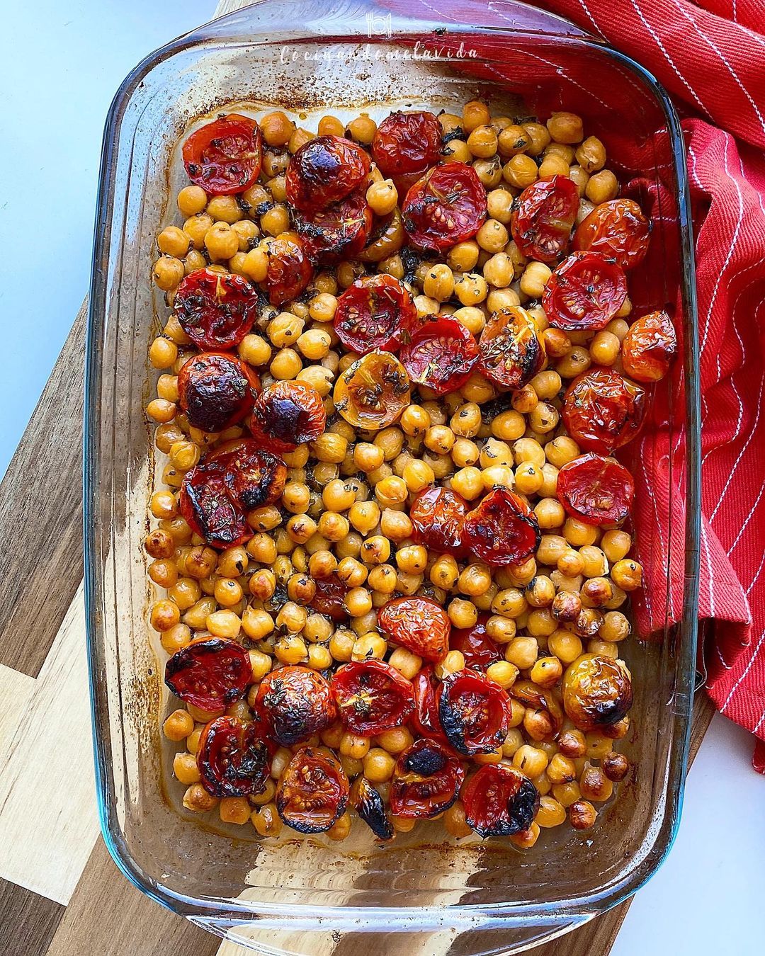 GARBANZOS AL HORNO CON TOMATITOS CHERRY