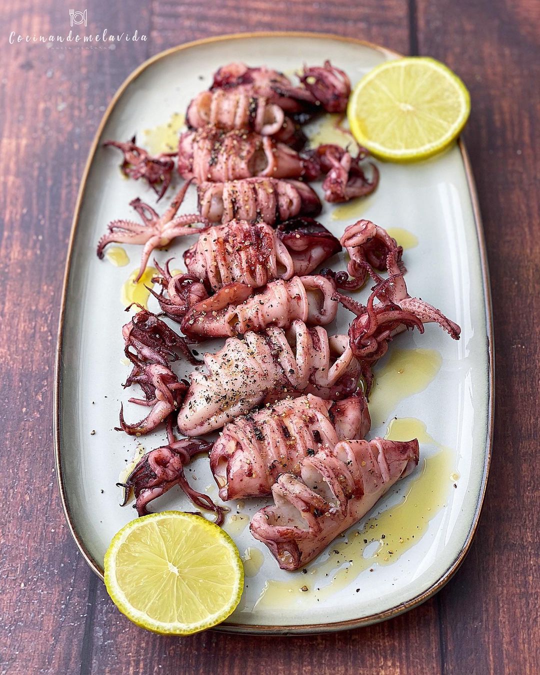 CALAMARES A LA PLANCHA