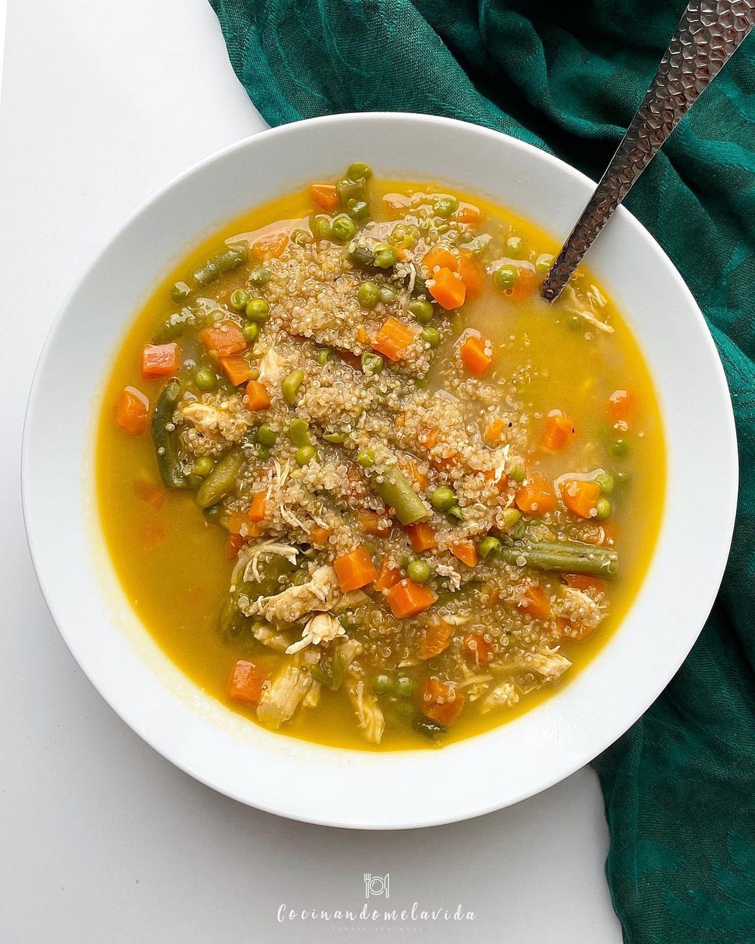 SOPA DE MENESTRA CON QUINOA