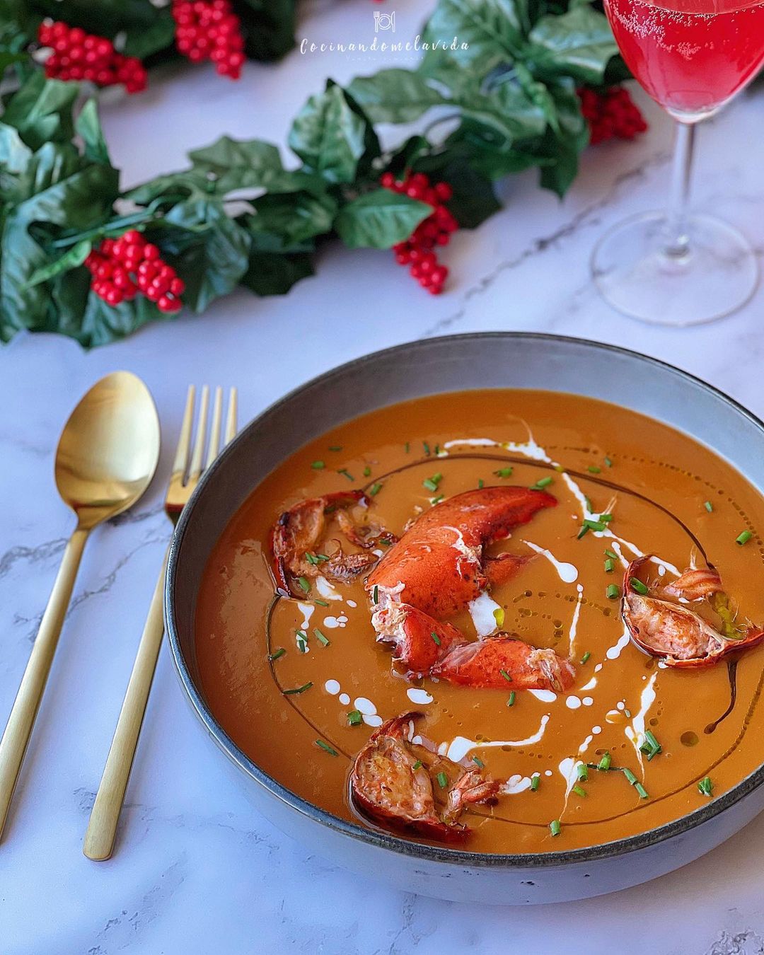 CREMA DE BOGAVANTE Y GAMBA ROJA