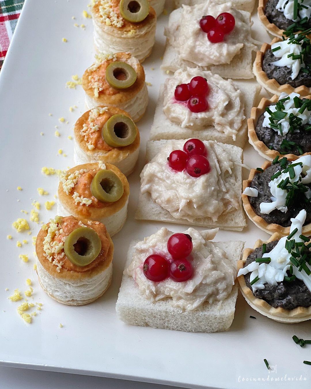 CANAPÉS DE NAVIDAD RÁPIDOS