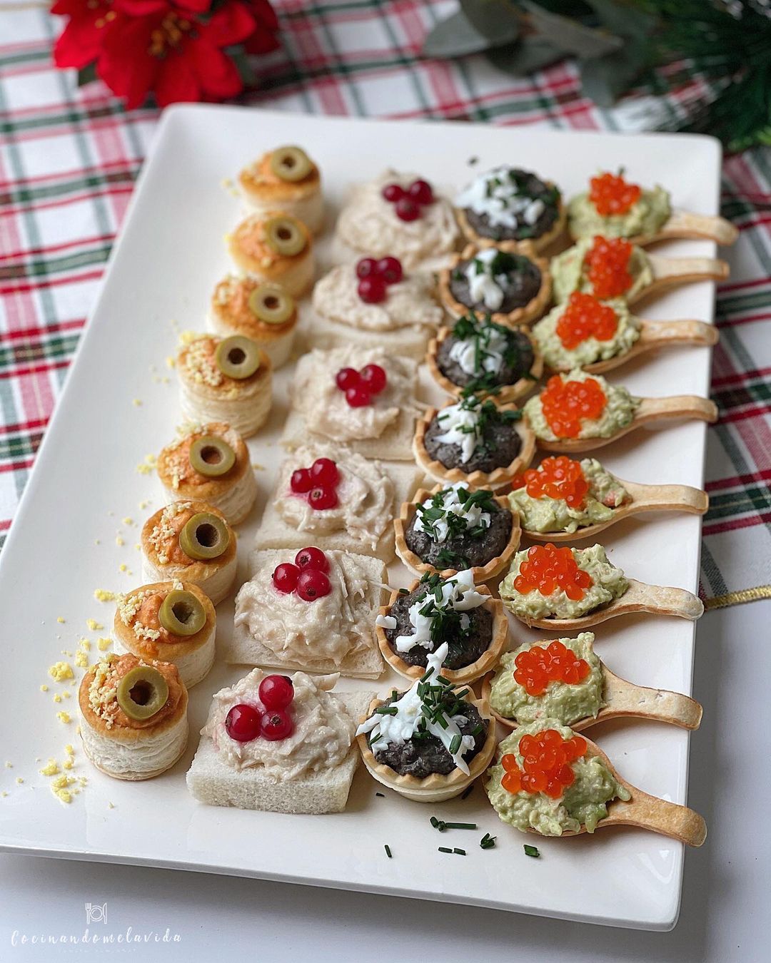 CANAPÉS DE NAVIDAD RÁPIDOS