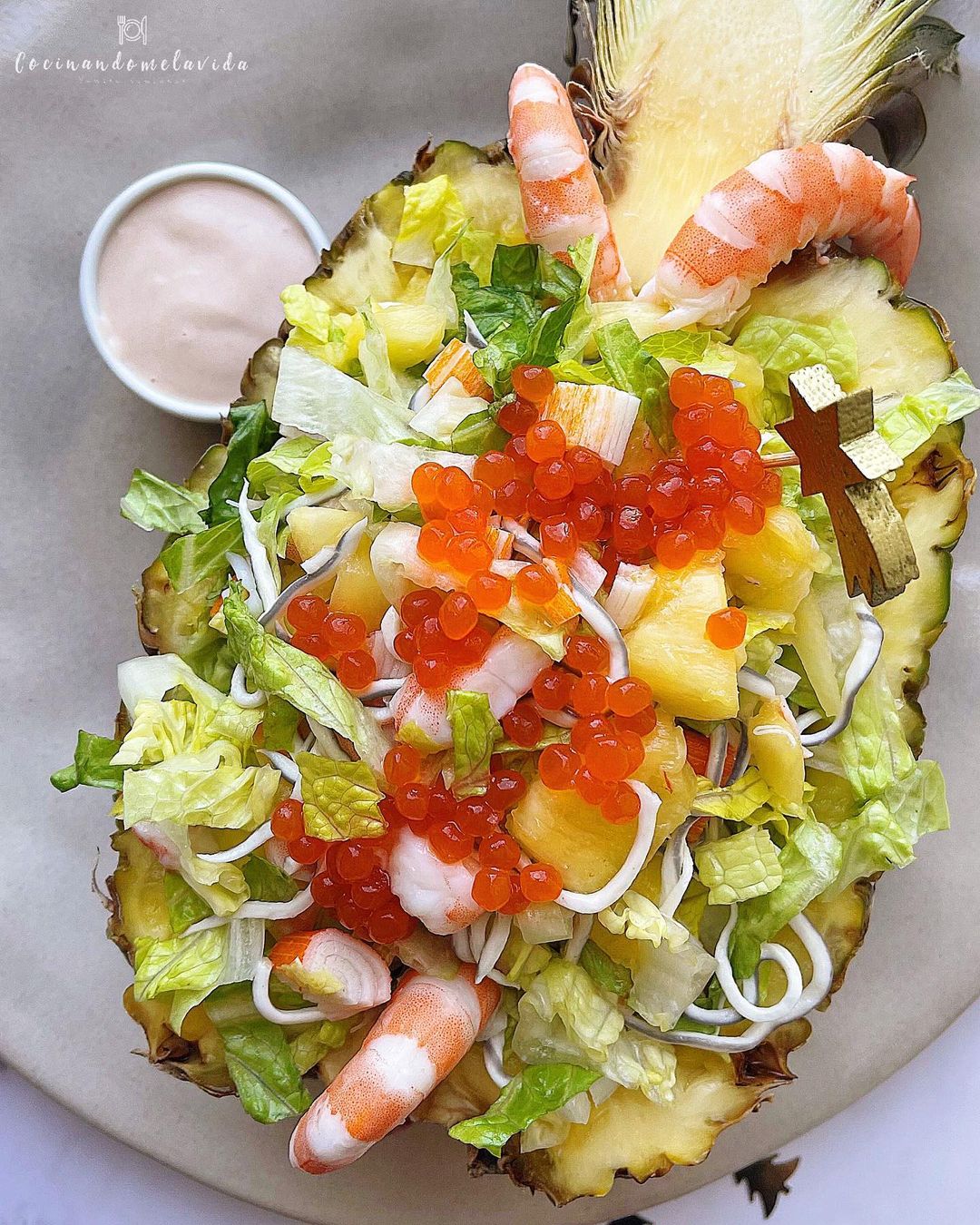 ENSALADA DE PIÑA Y LANGOSTINOS