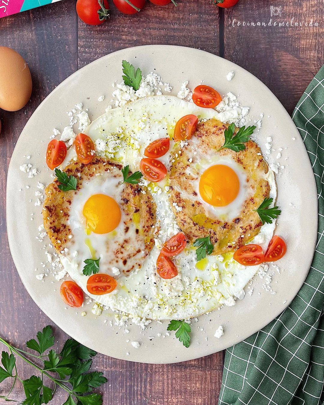 HUEVOBURGUESAS DE POLLO AL CURRY