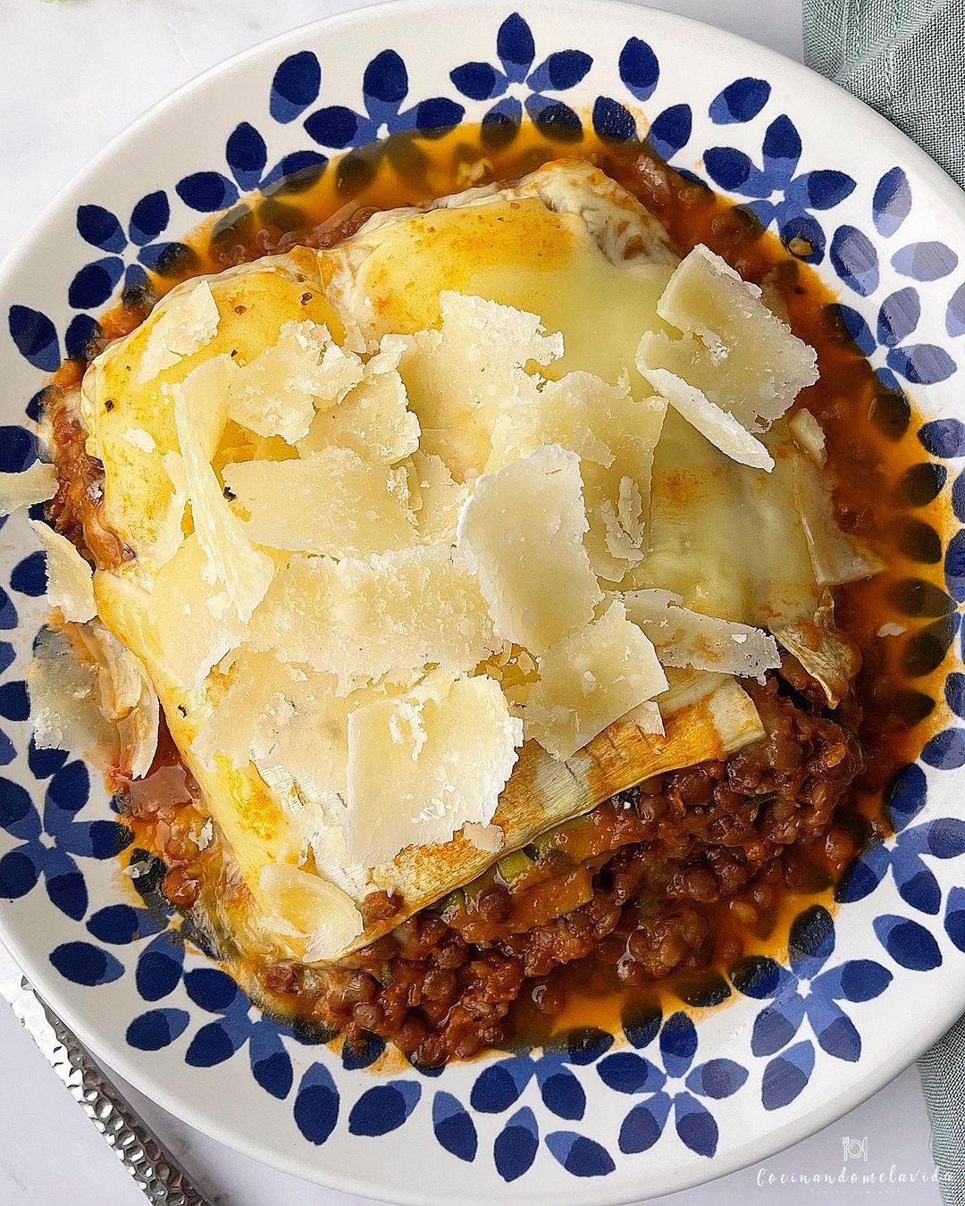 LASAÑA DE CALABACÍN CON BOLOÑESA DE LENTEJAS