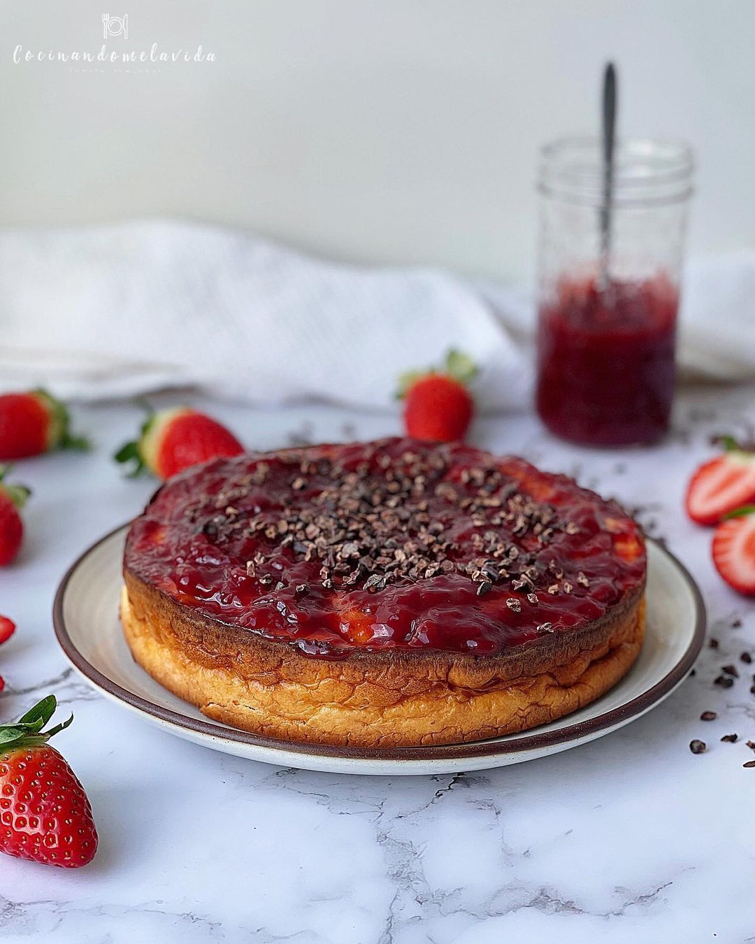 CHEESECAKE CON QUESO FETA Y MERMELADA CASERA EXPRESS