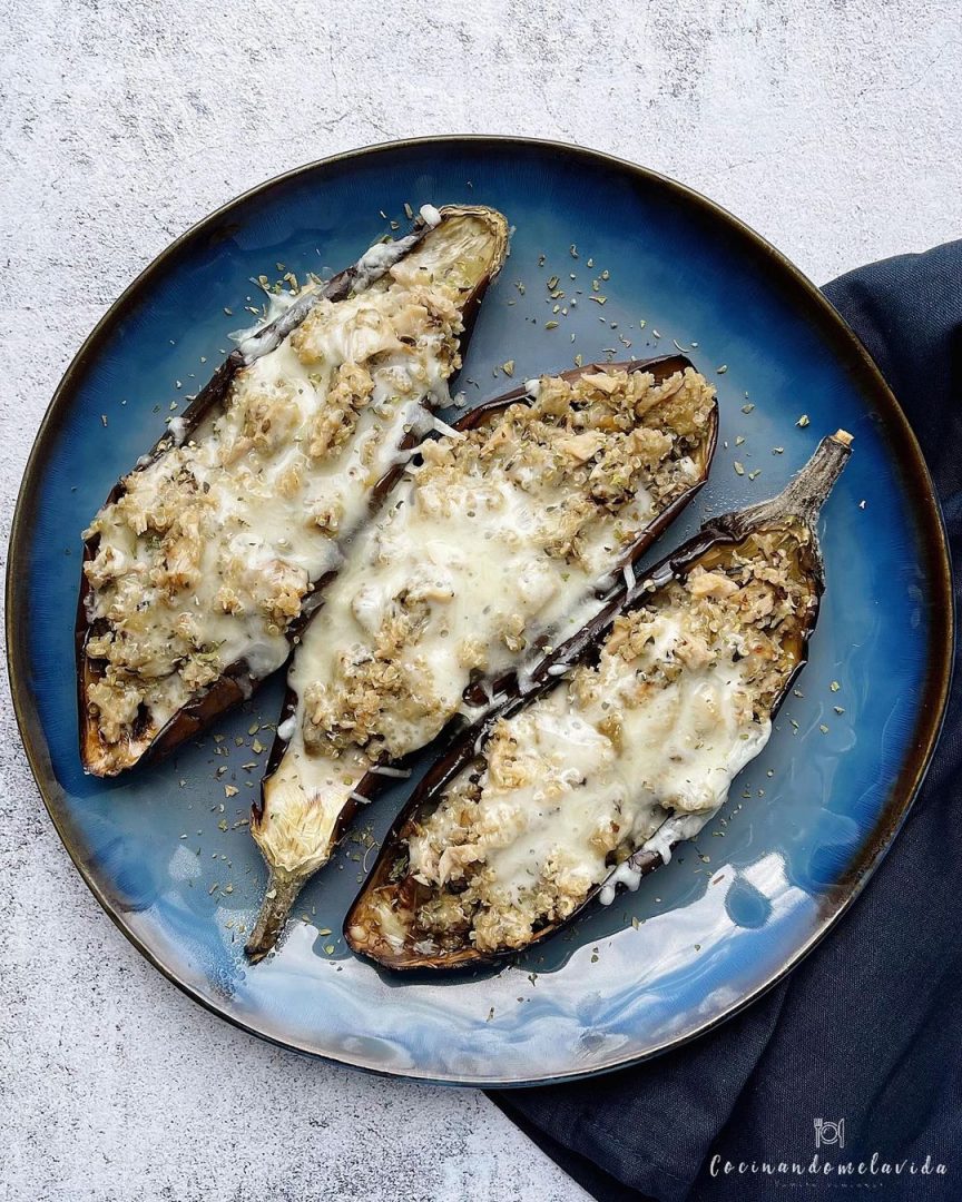 BERENJENAS RELLENAS ATÚN Y QUINOA