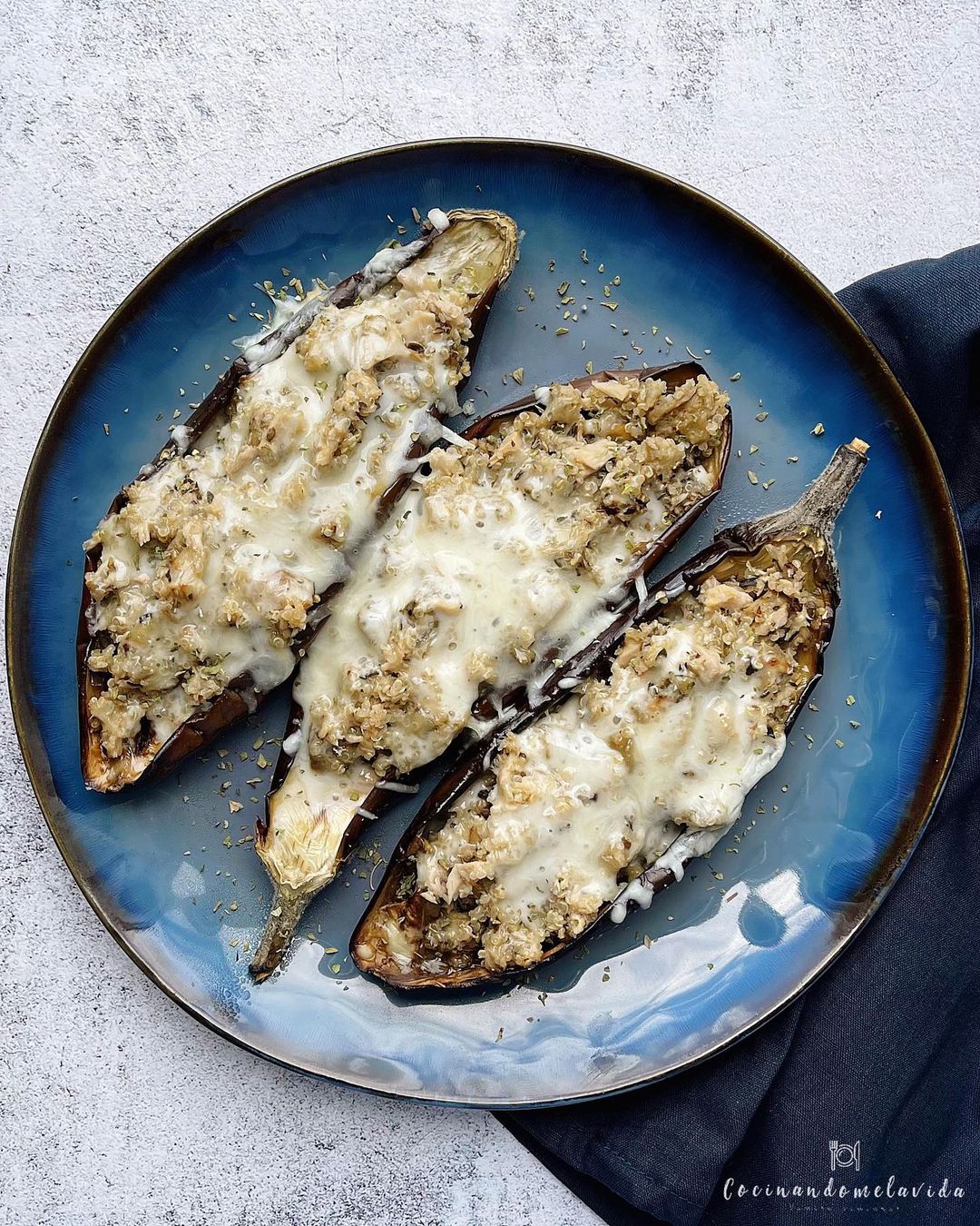 BERENJENAS RELLENAS ATÚN Y QUINOA