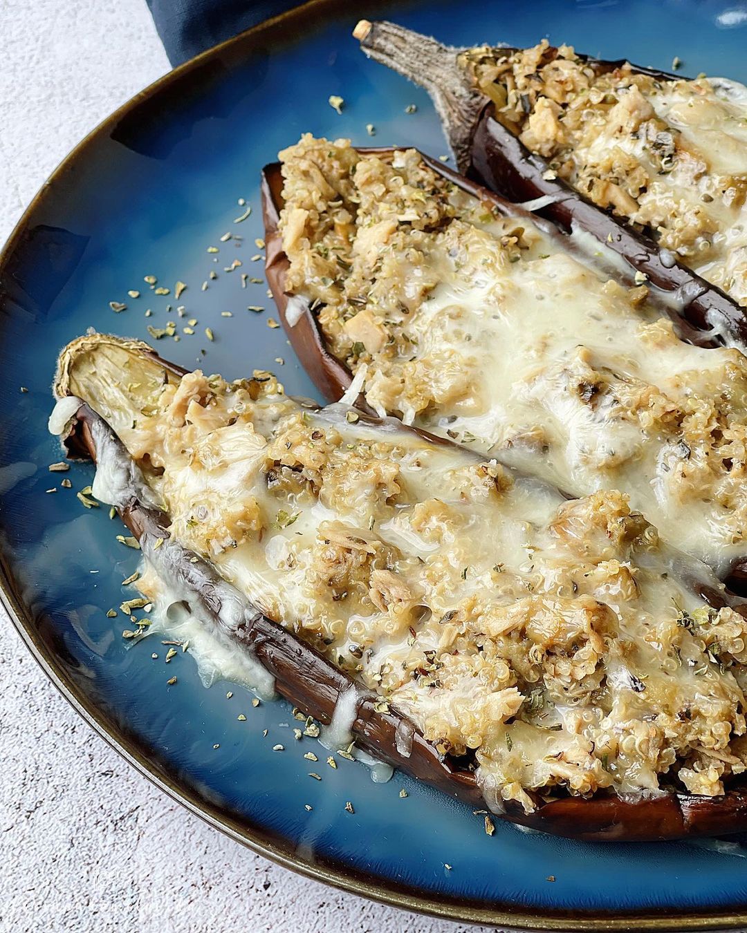BERENJENAS RELLENAS ATÚN Y QUINOA