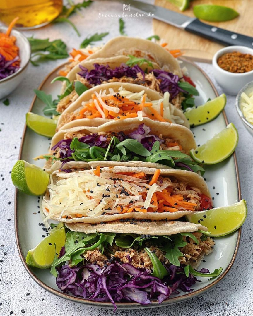FALSOS TACOS DE PULLED POLLO THAI