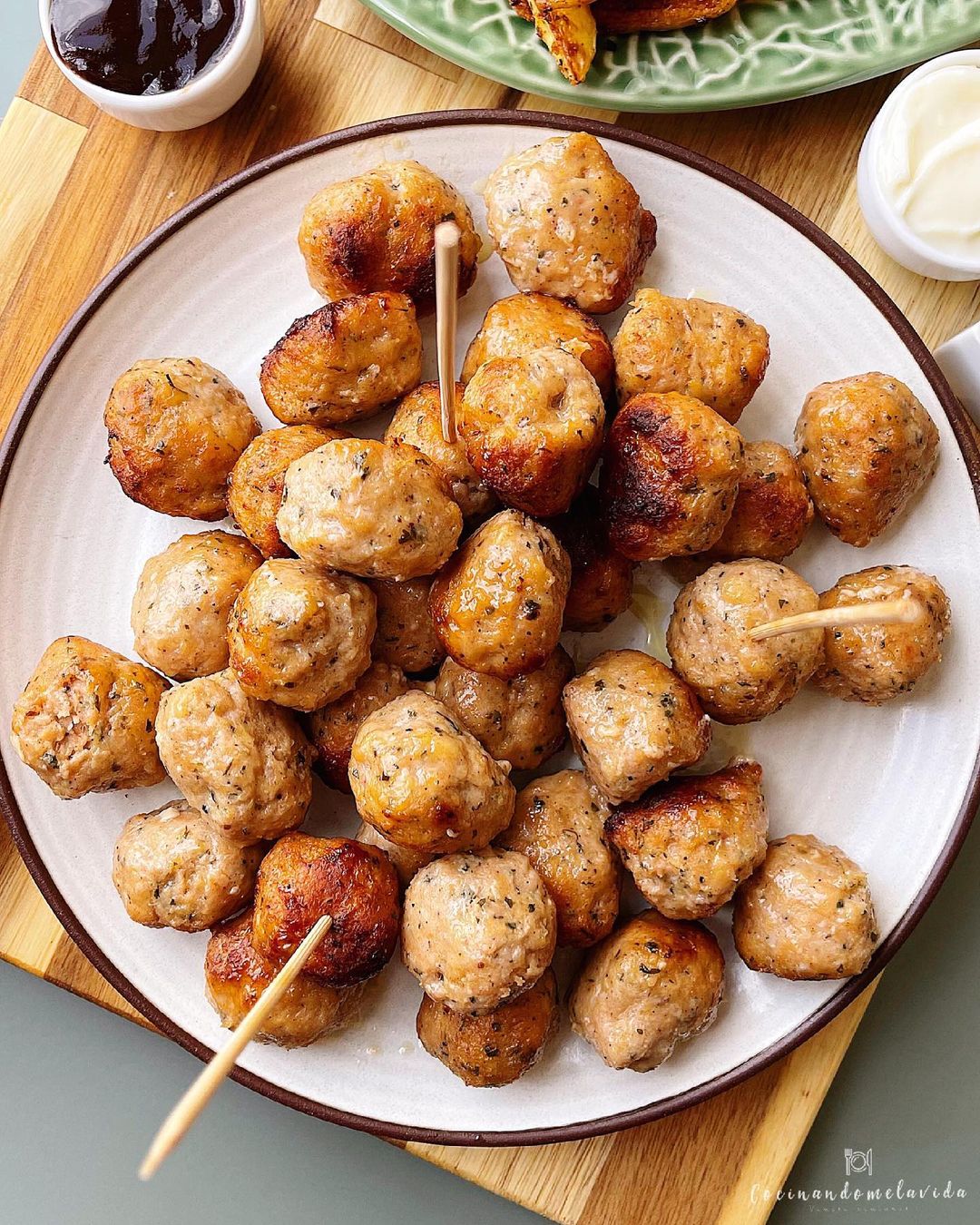 PATATAS DELUXE CON ALBÓNDIGAS AL HORNO