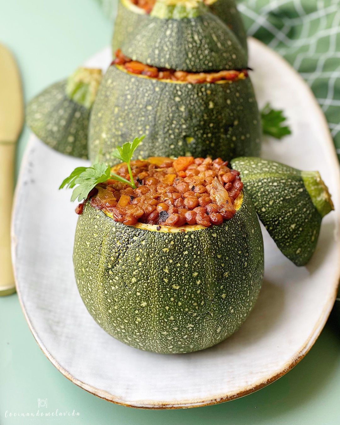 CALABACINES RELLENOS DE LENTEJAS CON VERDURAS
