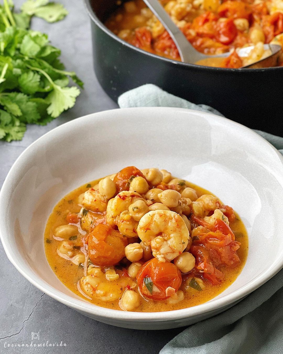 GUISO DE GARBANZOS CON GAMBONES EXPRESS