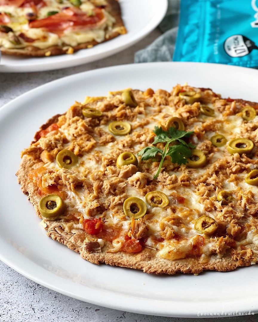 PIZZA DE ATÚN CON BASE DE AVENA