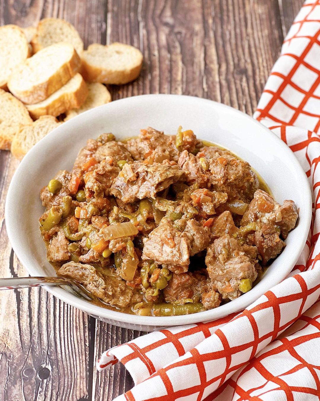 RAGOUT DE TERNERA CON MENESTRA