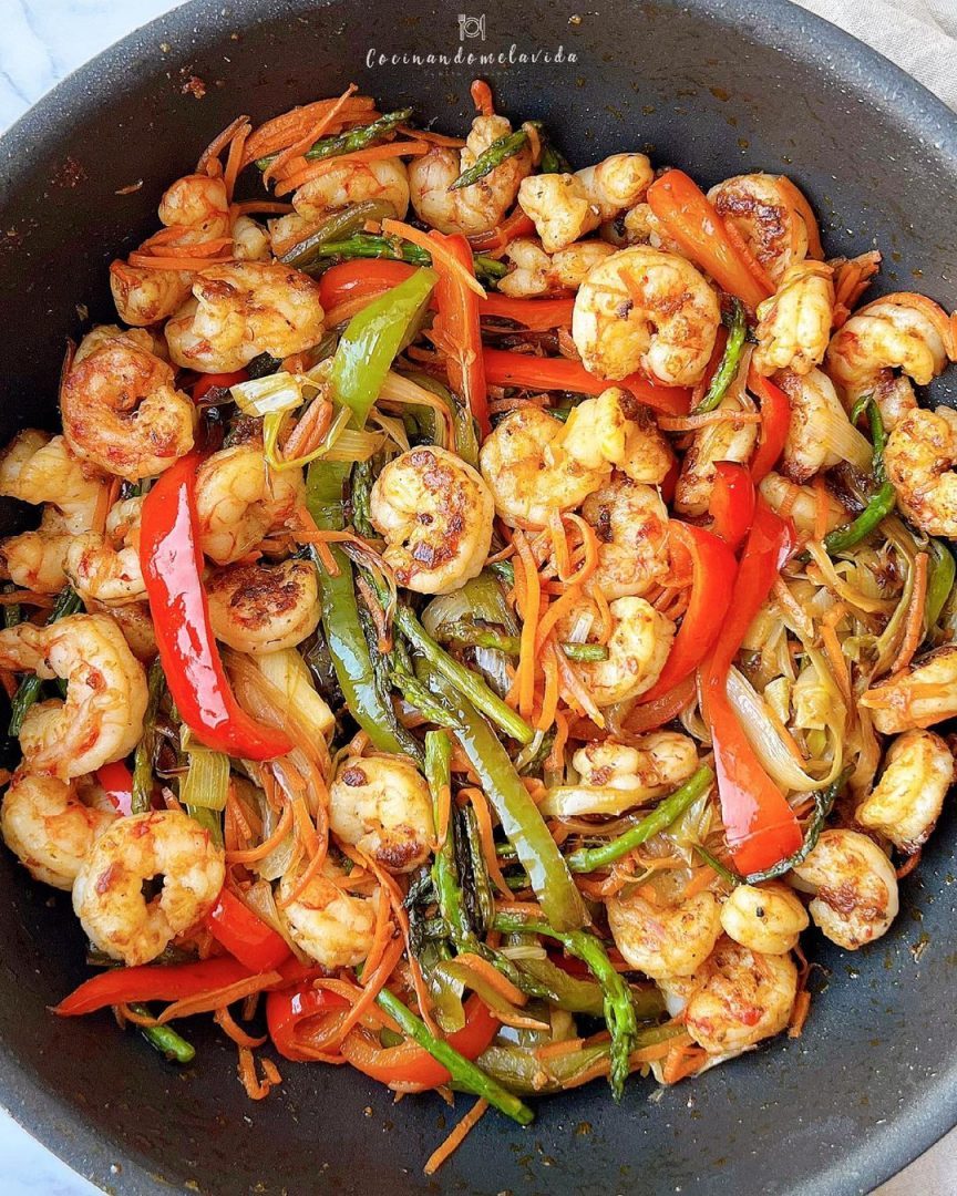 WOK DE GAMBONES CON VERDURAS