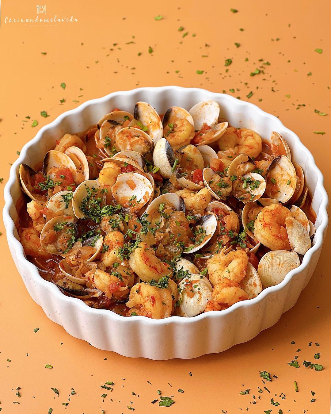 ALMEJAS CON GAMBAS A LA MARINERA