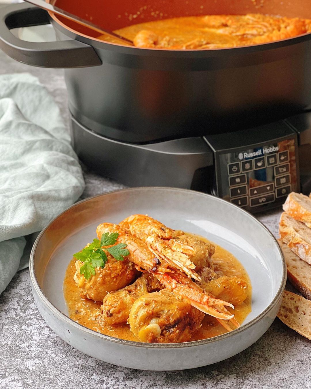 JAMONCITOS DE POLLO CON CIGALAS