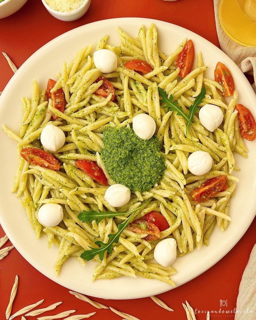 PASTA AL PESTO DE RÚCULA