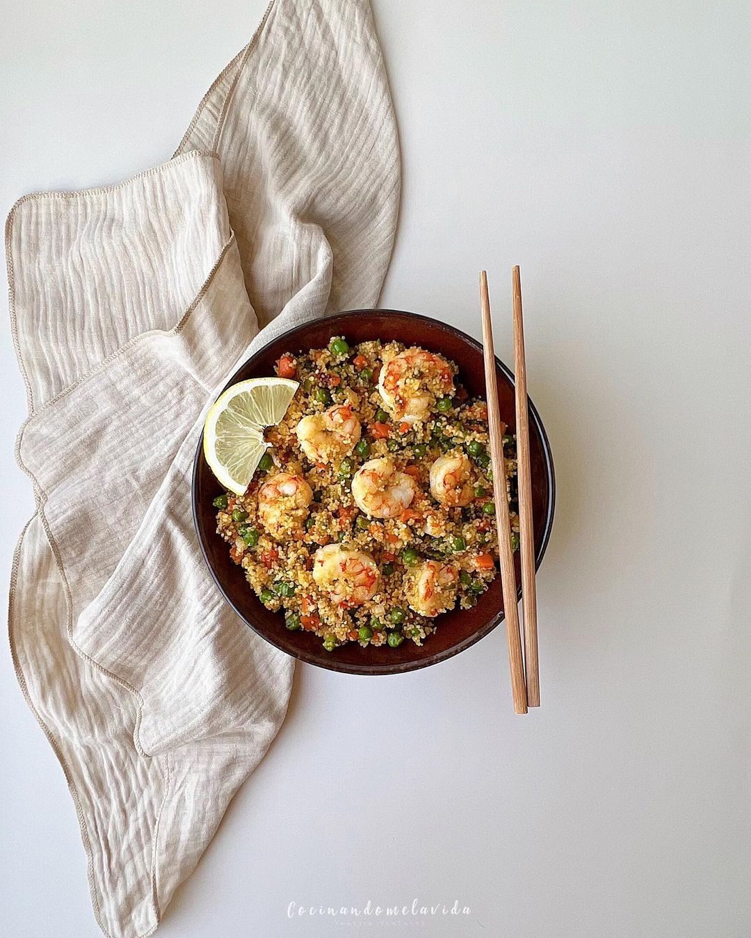 CUSCÚS CON VERDURAS Y GAMBONES