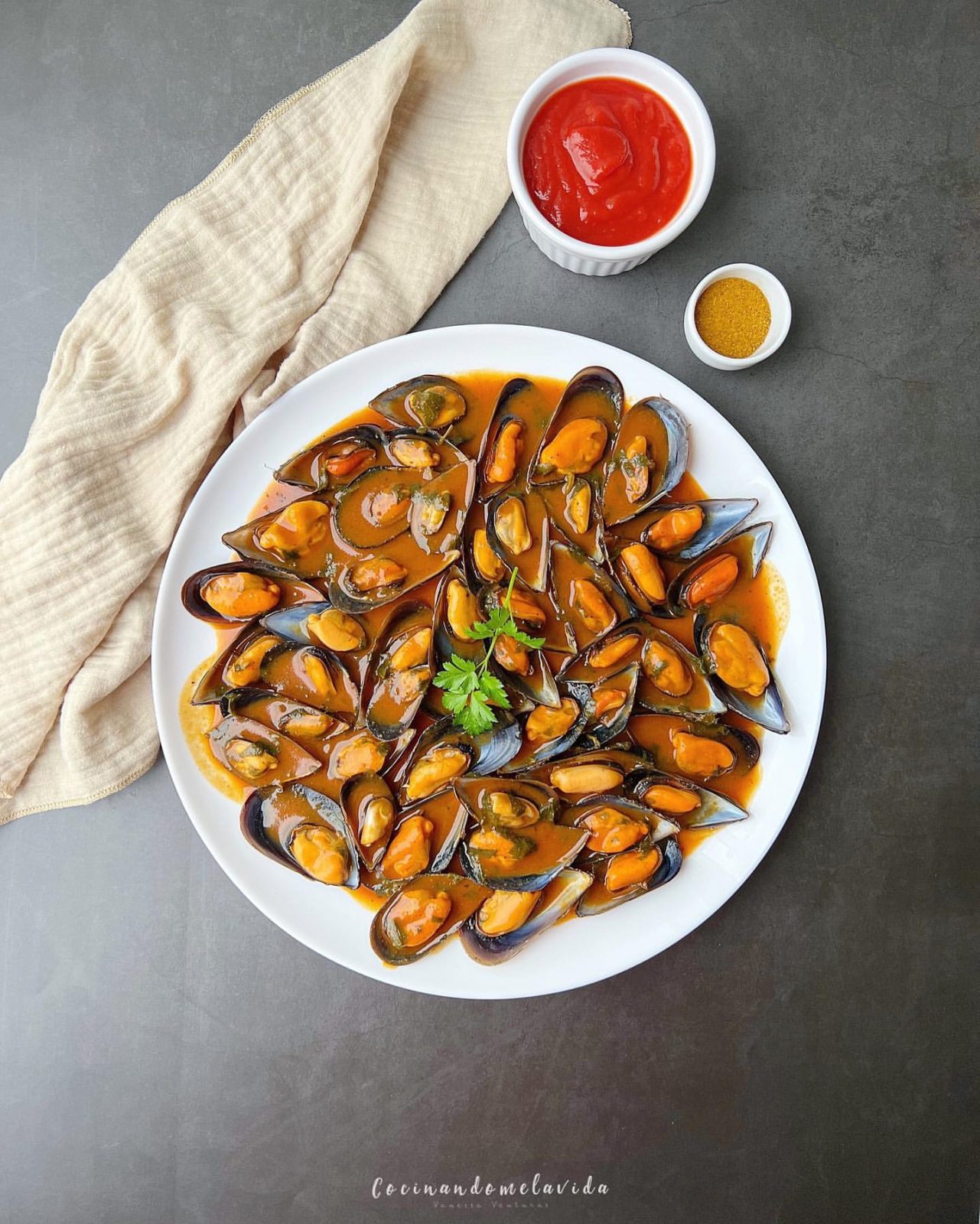MEJILLONES AL CURRY