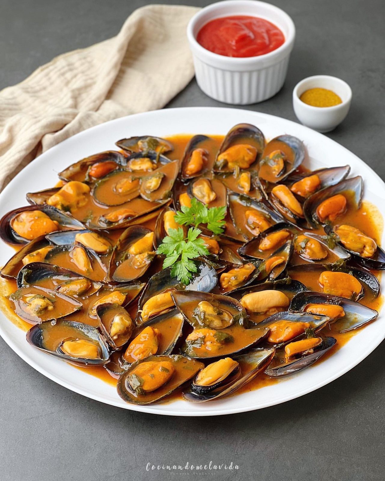 MEJILLONES AL CURRY