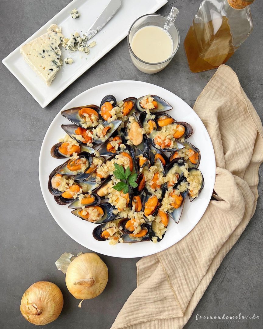 MEJILLONES AL ROQUEFORT