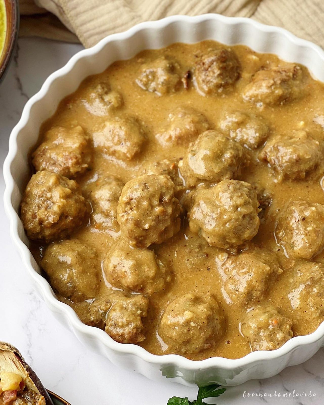 ALBÓNDIGAS DE TERNERA EN SALSA DE FRUTOS SECOS