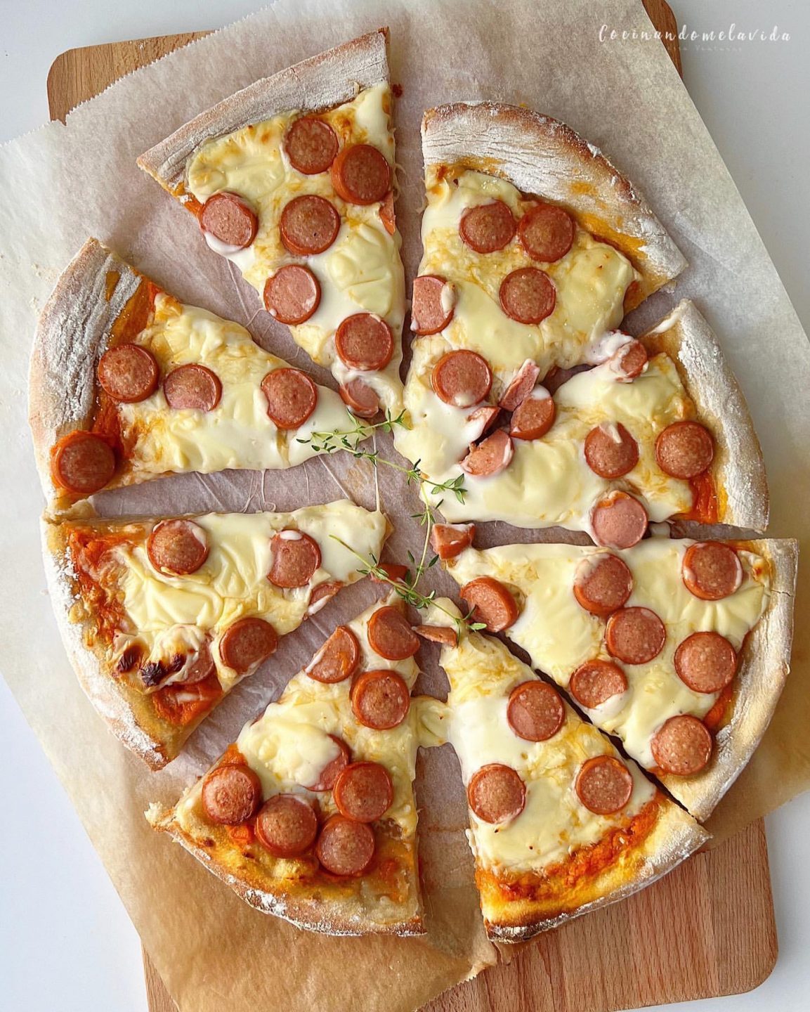 PIZZA DE FRANKFURT CREMOSA
