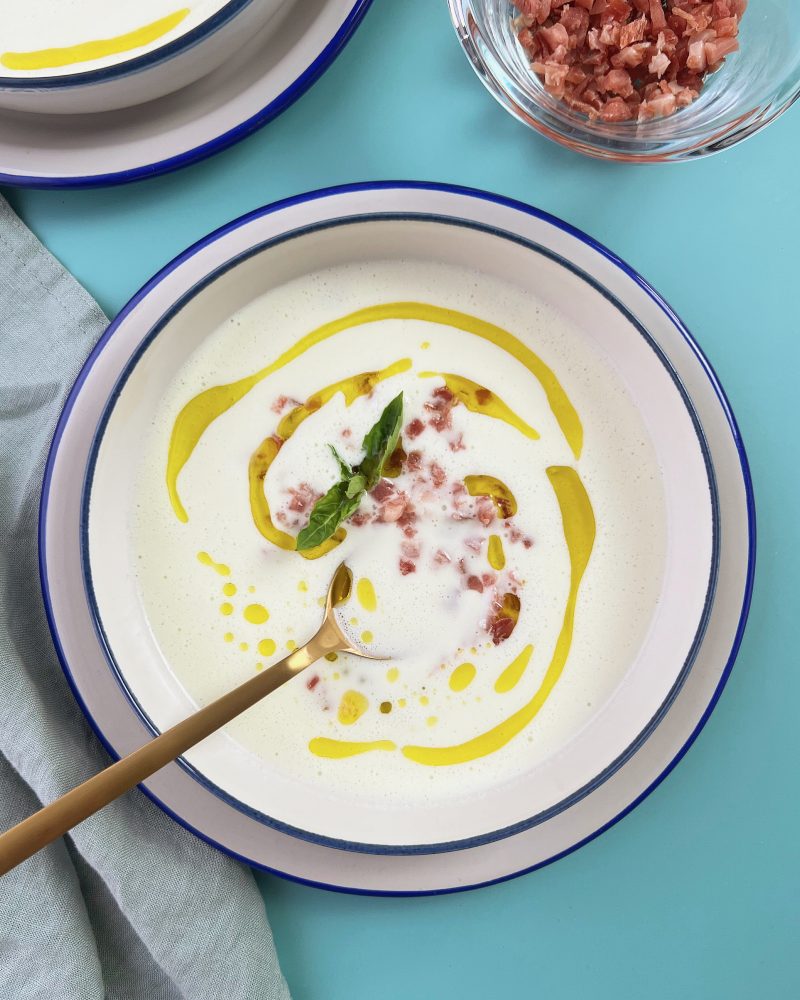 CREMA LIGERA DE MELÓN CON JAMÓN