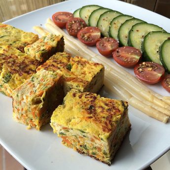 TORTILLA DE ZANAHORIA Y CALABACIN