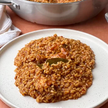 ARROZ MELOSO DE POLLO AL AJILLO