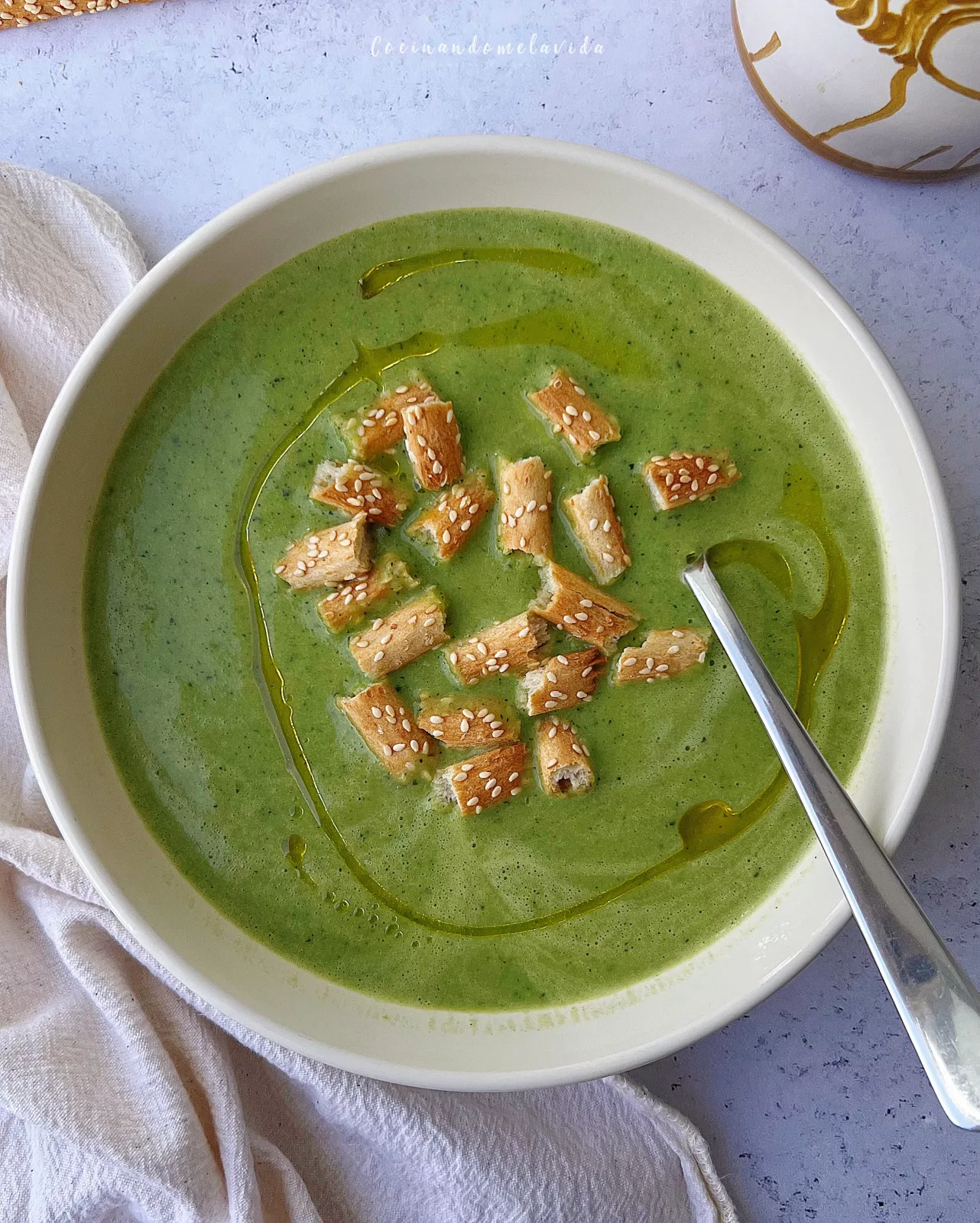 SOPA DE CALABACÍN Y ESPINACAS